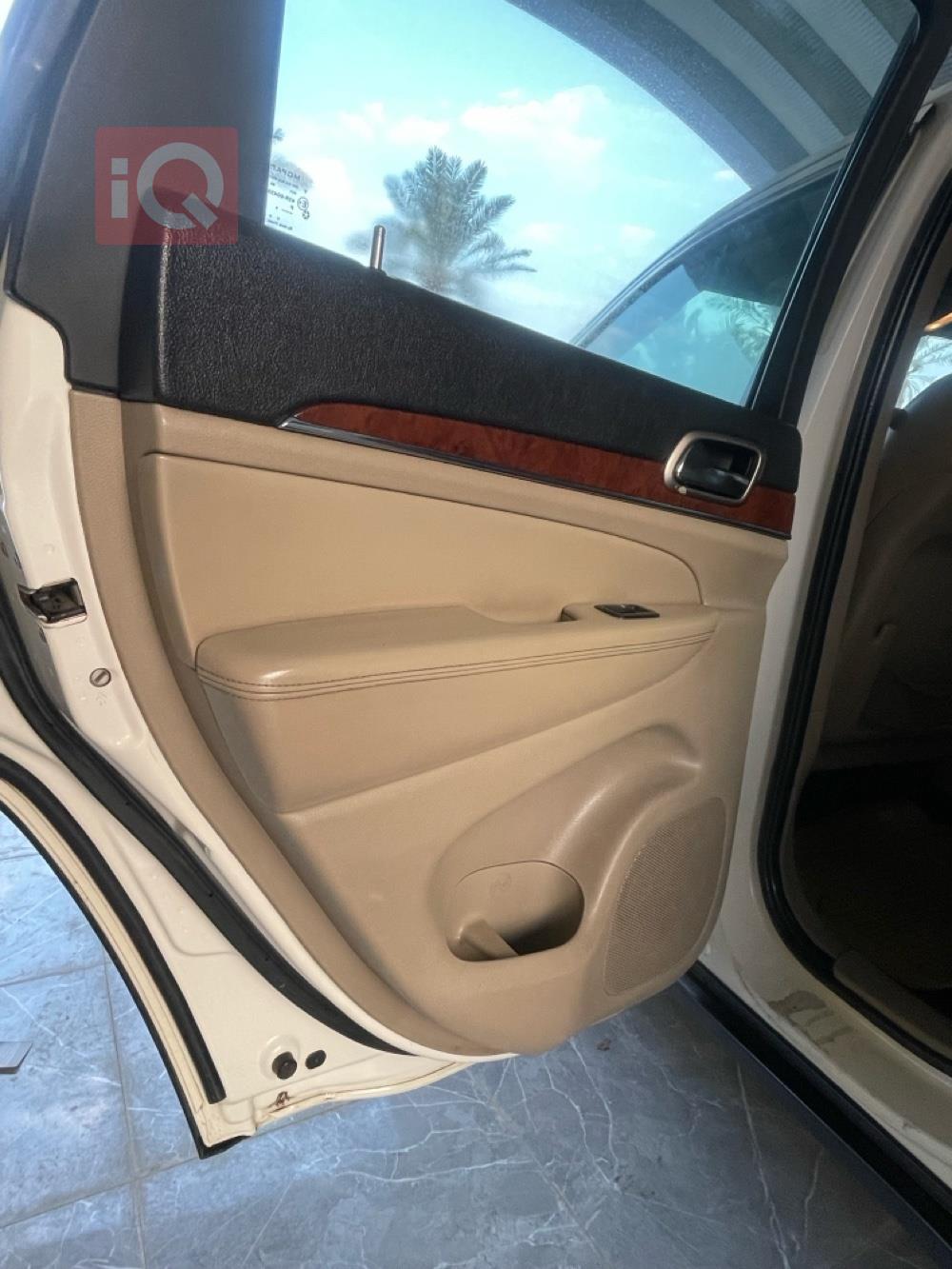 جيب جراند شيروكي